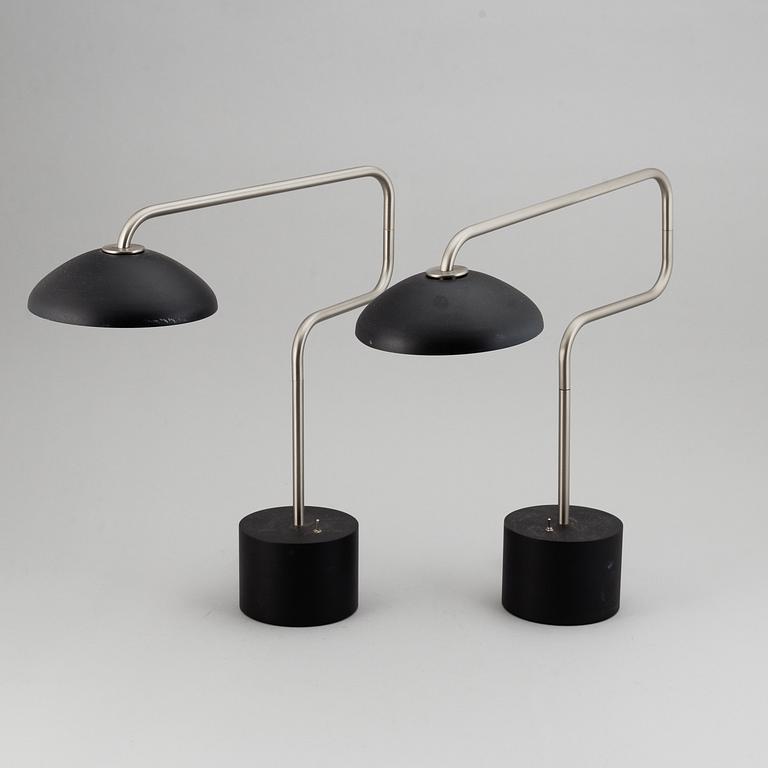 A pair of 'Suma' table lamps by Santa & Cole.