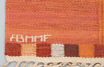 CARPET. "Fasad orange". Flat weave (rölakan). 253 x 175,5 cm. Signed AB MMF MR.