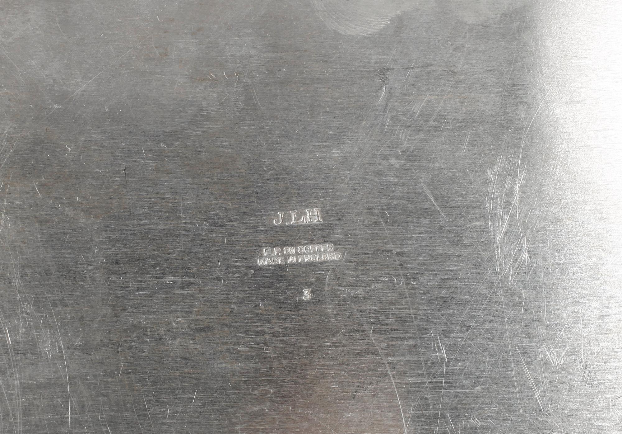 BRICKA, nysilver, England, 1900-tal.