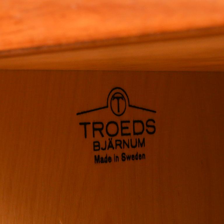 SIDEBOARD, "Arild", Nils Jonsson, Troeds, Bjärnum, 1900-talets andra hälft.