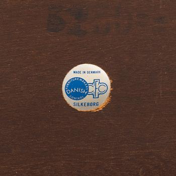 Johannes Andersen, a rosewood veneered coffee table, CF Christenson Silkeborg, Denmark, 1960's.