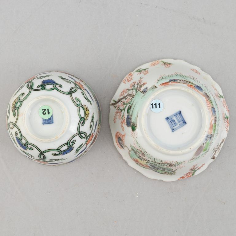 Koppar, fyra stycken, porslin, Qingdynastin, Kangxi (1662-1722).