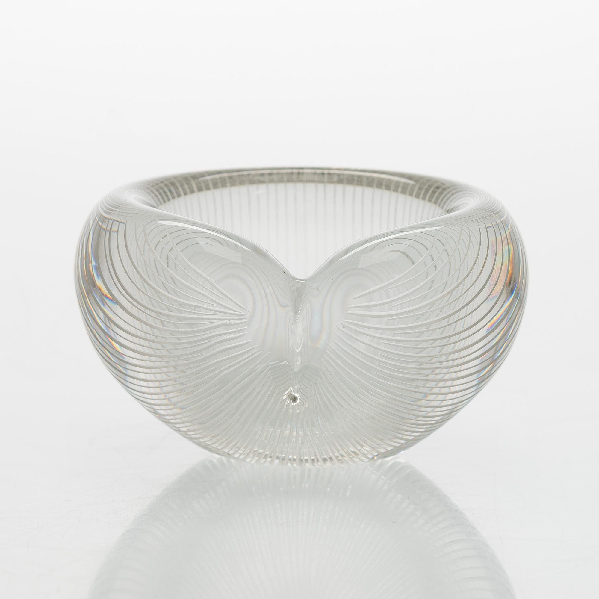 Tapio Wirkkala, a model 3327 glass bowl, signed Tapio Wirkkala Iittala -57.