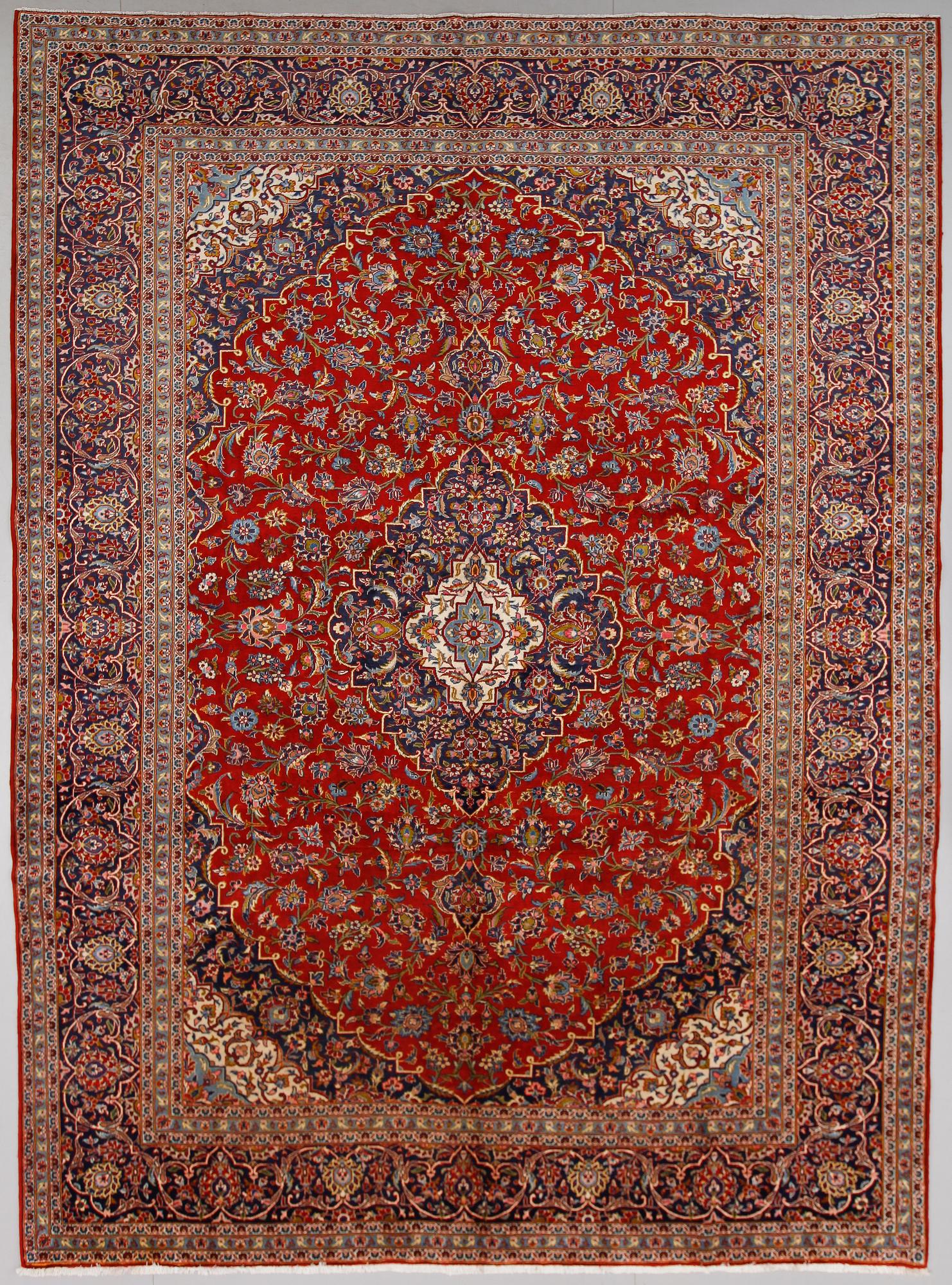 MATTA, Keshan, ca 405 x 300 cm.