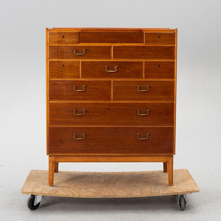 A dresser, 1940s/50s.