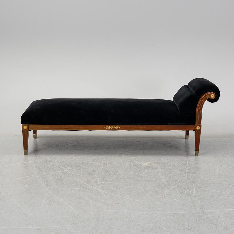 A late gustavian style daybed, early 20th century.