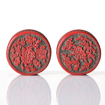 A pair of red lacquer boxes, Qing dynasty.