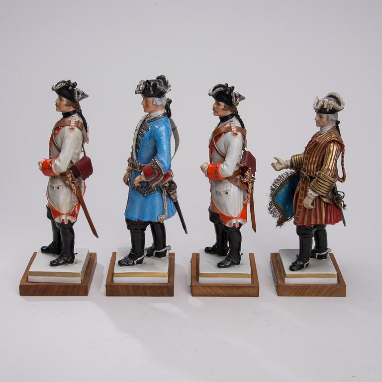 FIGURINER, 4 st, porslin, Les Collections Van Gerdinge, Frankrike, 1900-tal.