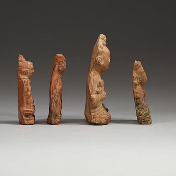 PARTI FIGURINER, fyra stycken, lergods. Song dynastin (960-1279).