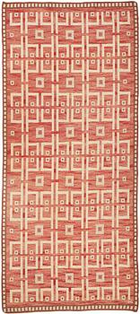 254. Sigvard Bernadotte, matto, flat weave, ca 512-515 x 247-253 cm, signed SB.