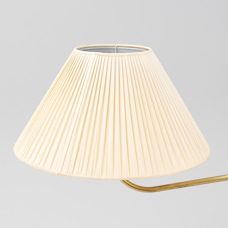 Josef Frank, golvlampa, modell 2368, "Stora Kamelen", Firma Svenskt Tenn.