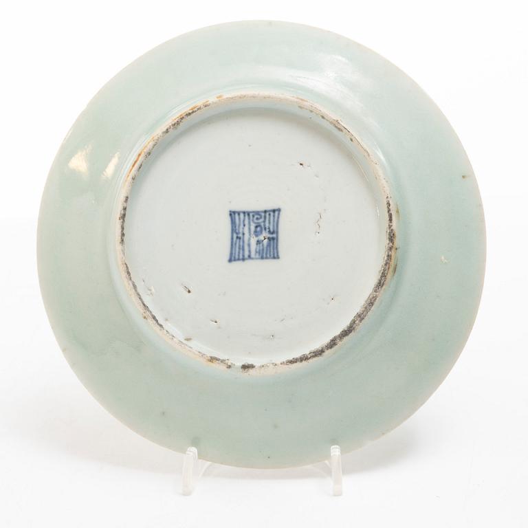 Three Canton porcelain plates, China, second half of the 19th century.
