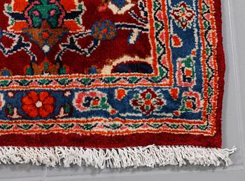 A Moud/Birjand rug, 298 x 120 cm.