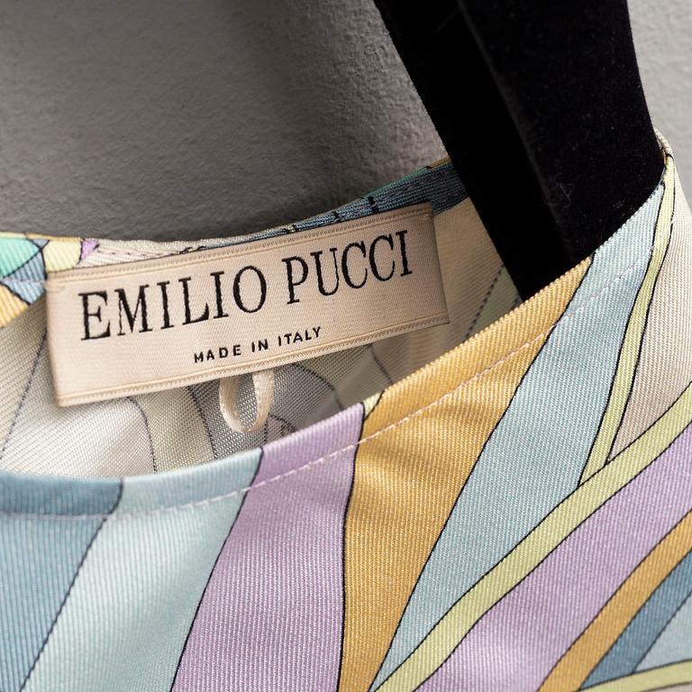 PUCCI, top, italiensk storlek 42. Resort Collection 2019.