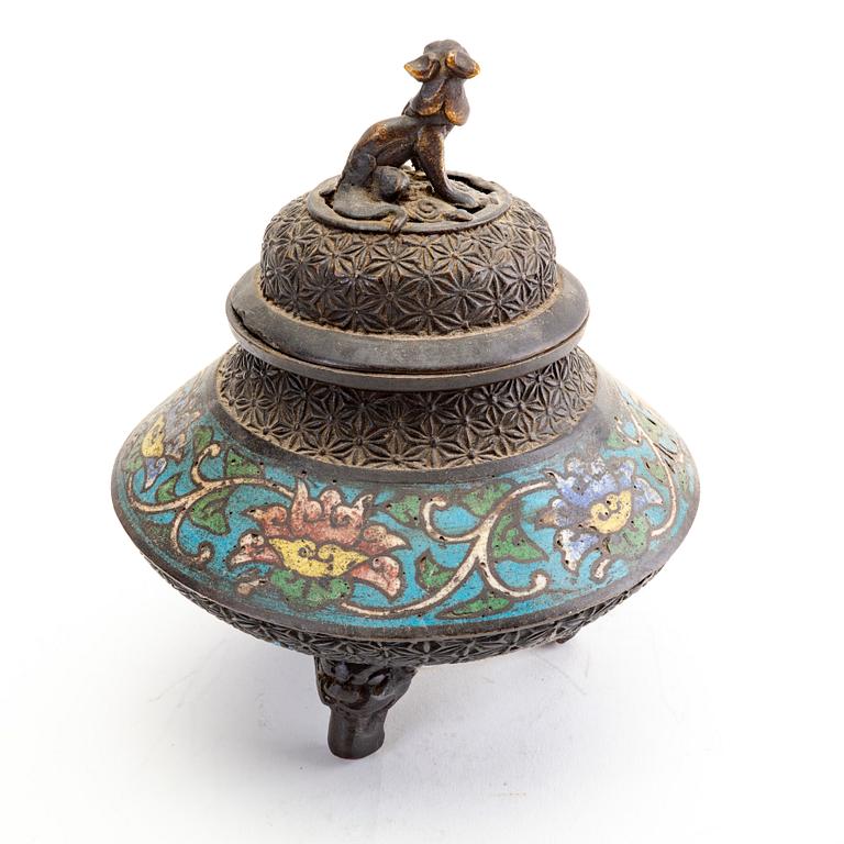 A Chinese cloisonné censer around 1900.