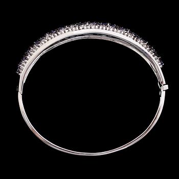 ARMBAND, sterlingsilver, blå tazantiter tot ca 4.15 ct.