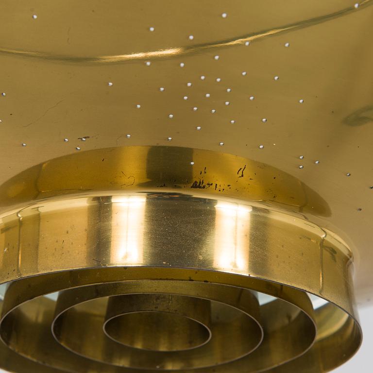 Paavo Tynell, a mid-20th-century '9060' pendant light for Taito, Finland.