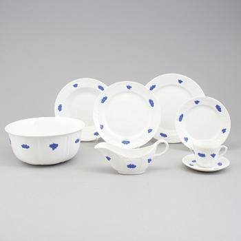 MAT- OCH KAFFESERVIS, 54 delar, benporslin, "Blå Blom", Old Gustavsberg, 1970/80-tal.