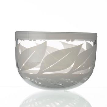 Gunnar Cyrén, a 'graal' glass bowl, Orrefors 1977.