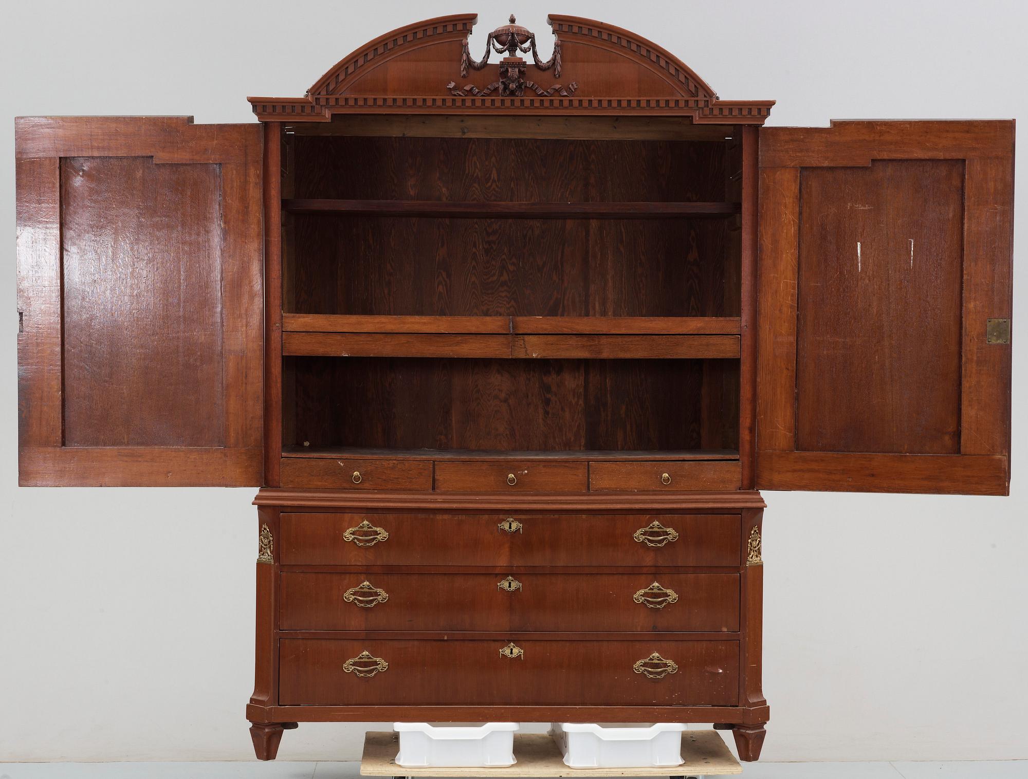 SALSSKÅP, Louis XVI-stil, Holland 1800-tal.
