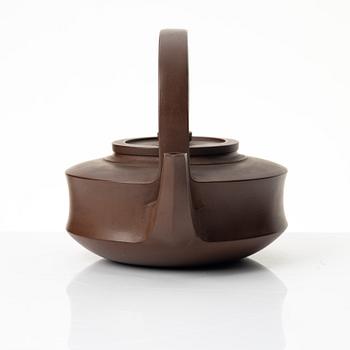 Gu Jingzhou, A Chinese Pianshihu Teapot, Gu Jingzhou.