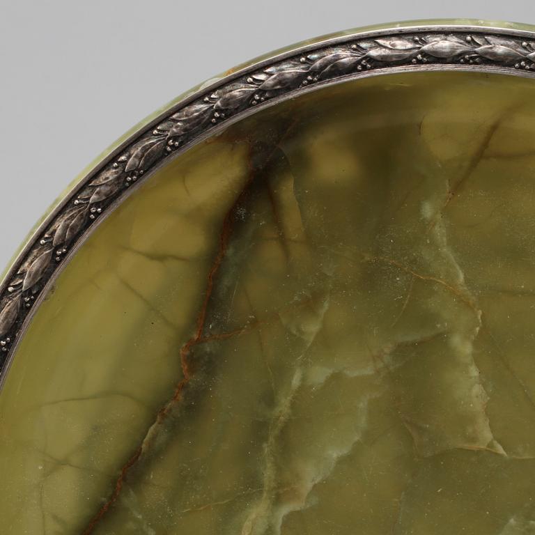 FAT, silver samt sten, W.A Bolin, Stockholm, 1938.