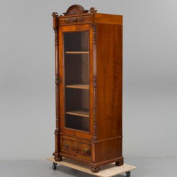 VITRINSKÅP, nyrenässans, sent 1800-tal.