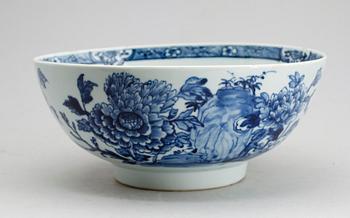 BÅLSKÅL, porslin, Kina, troligen 1800-tal.