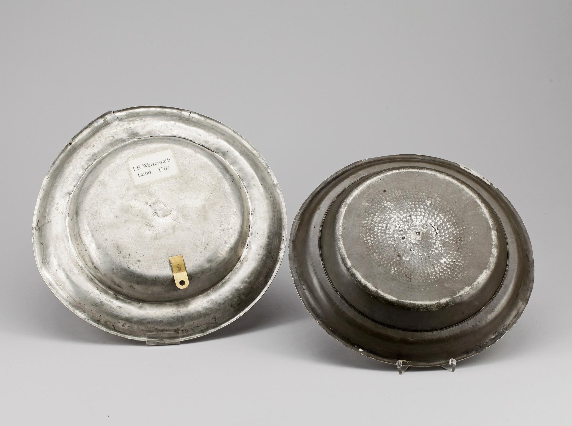 SKÅLFAT, 2 st, tenn, bland annat Johan Fredrik Werrenrath, Lund, verksam 1847-1900.