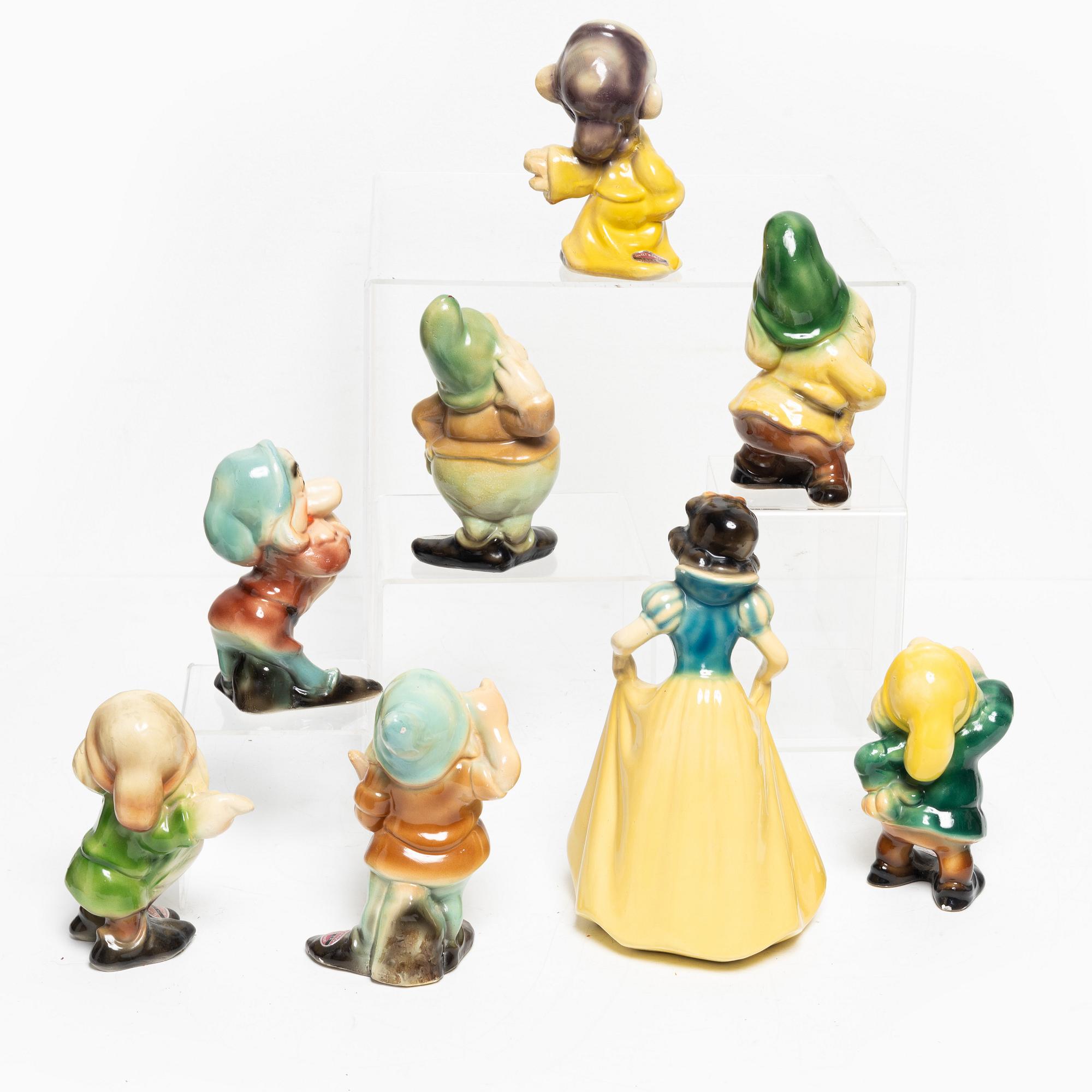 Figuriner, 8 delar "Snövit och de sju dvärgarna", Walt Disney, Bernardi, Göteborg, 1900-tal.