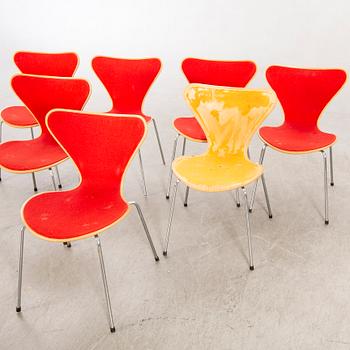 Arne Jacobsen, 7 "Seven" for Fritz Hansen Denmark.