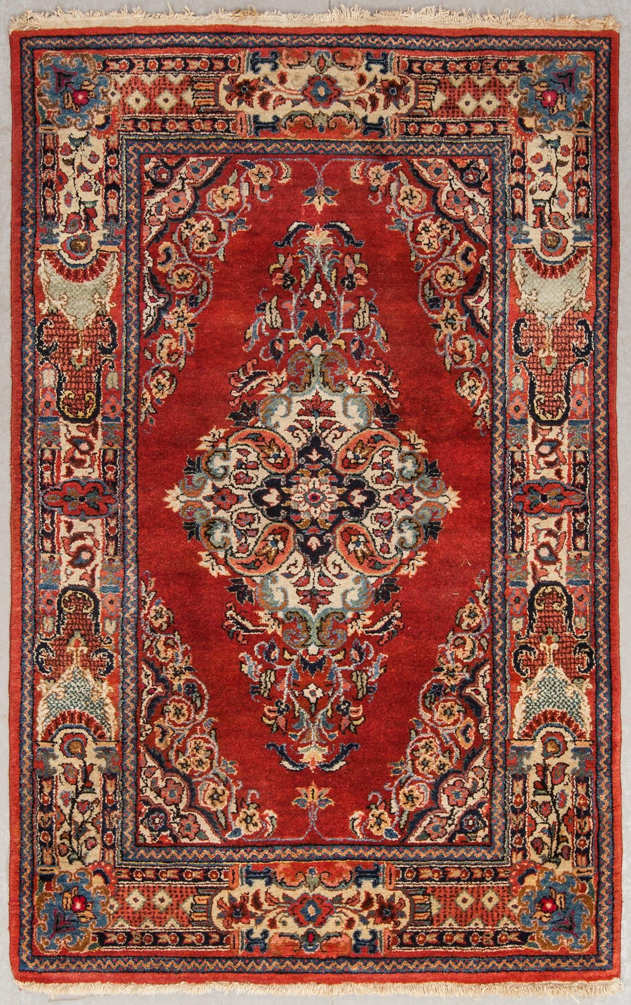 MATTA, old, Sarouk, ca 201 x 126 cm.