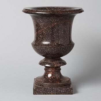 URNA. Älvdalen, 1800-talets första hälft. Empire.