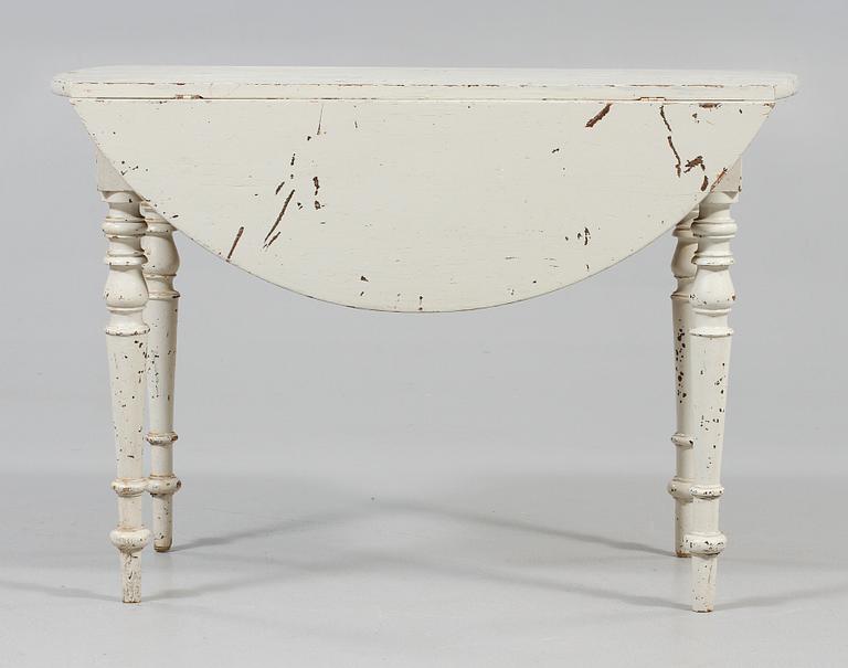 KLAFFBORD, nyrenässans, omkring sekelskiftet 1900.