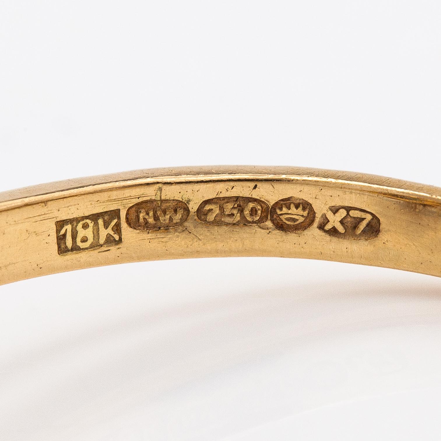 Sormus, 18K kultaa, smaragdi ja timantteja n. 0.05 ct yht. Suomalaiset tuontileimat.