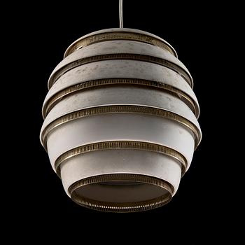 ALVAR AALTO, A CEILING LAMP. Beehive A332. Manufactured by Valaistustyö, 1953.