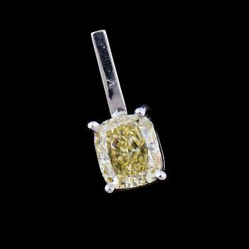 HÄNGE, 18 k vitguld med kuddslipad diamant, enl cert fancy yellow, ca 0.76 ct. Vikt ca 0,8 g.