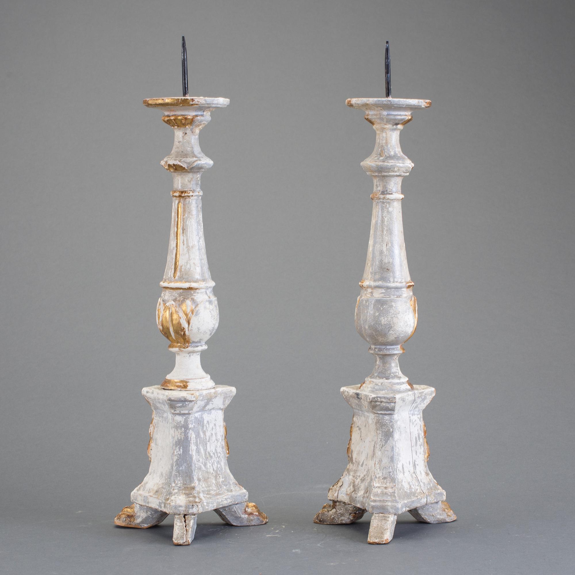 ALTARLJUSSTAKAR, ett par, barockstil, 1800-tal.