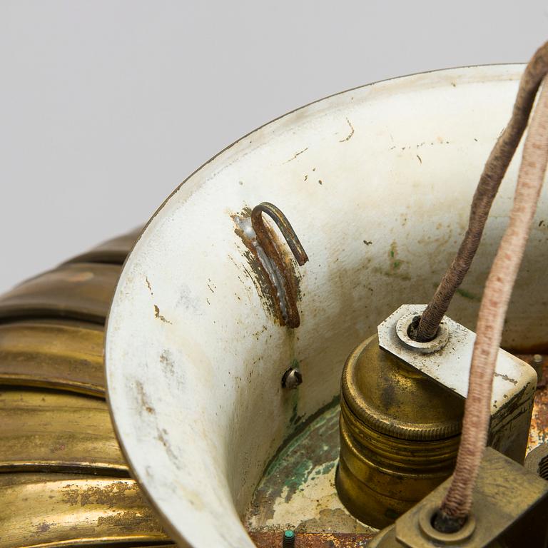 Paavo Tynell, a 1930s '1926' lamp shade / pendant light for Taito.