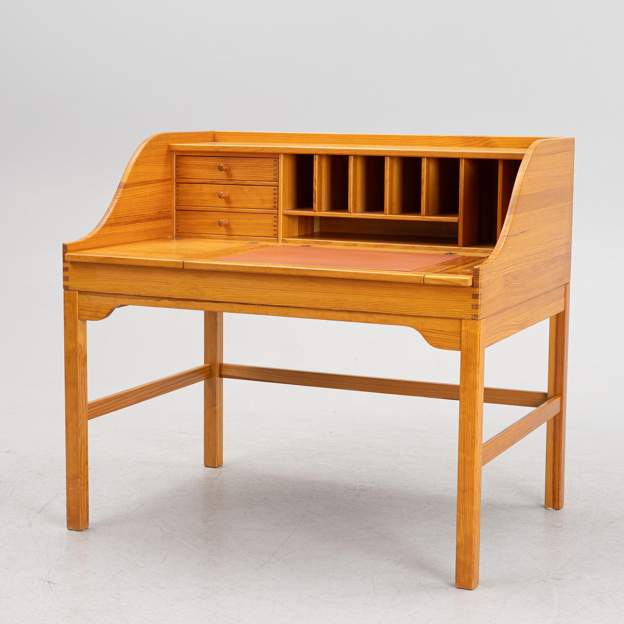 Andreas Hansen, a desk, Hadsten Träindustri, Denmark, second half of the 20th century.