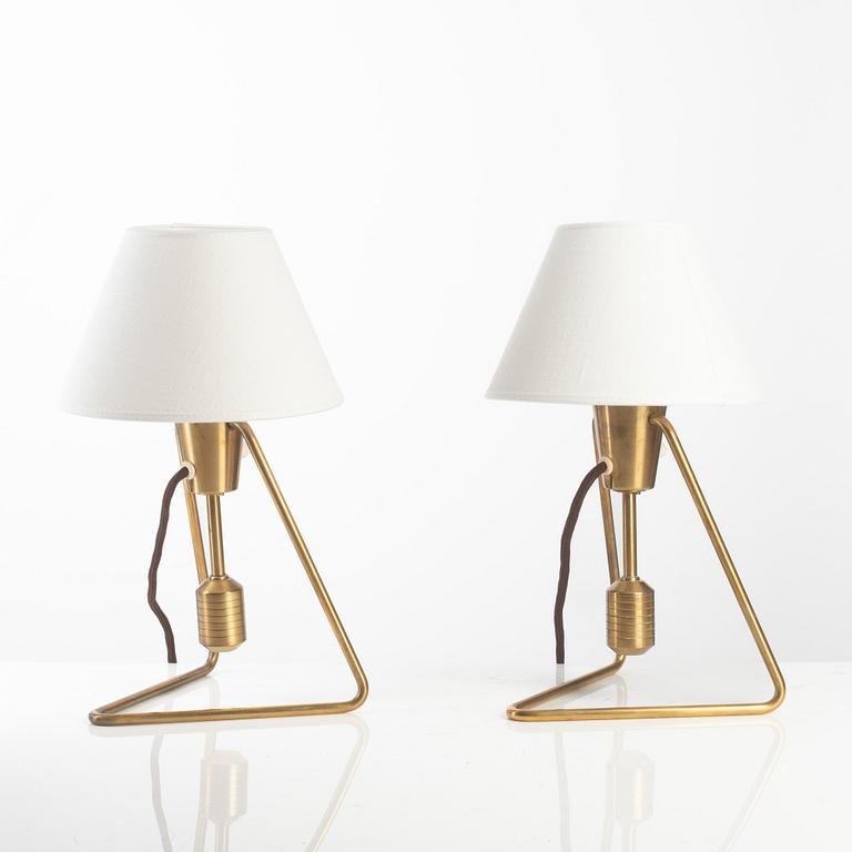 Asea, a pair of wall/table lamps model "E 1145", mid-20th century.