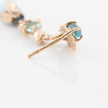 Earrings, Mandelstam, 18K gold with briolette-cut topazes, apatite and brilliant-cut diamonds.