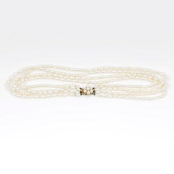 COLLIER, odlade sötvattenspärlor med lås i 14K guld.