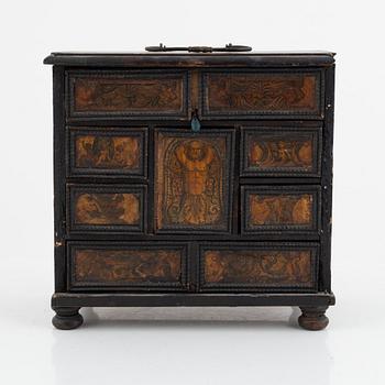 Miniatyrkabinettskåp, Sydtyskland, omkring år 1700, Barock.