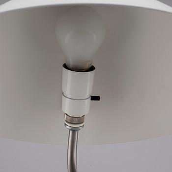 A late 20th cenutry table lamp.