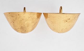 Carl-Axel Acking, vägglampetter, ett par, modell "5019", Bröderna Malmströms metallvarufabrik, Malmö 1940-50-tal.