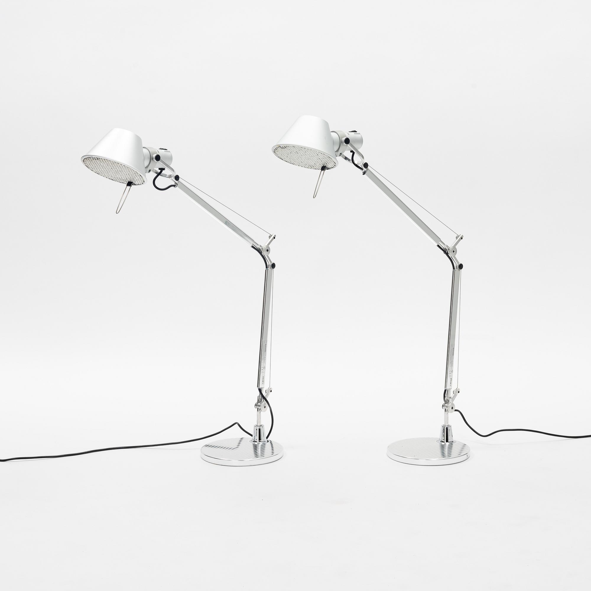 Michele De Lucchi & Giancarlo Fassina, skrivbordslampor, ett par, "Tolomeo", Artemide, Italien.