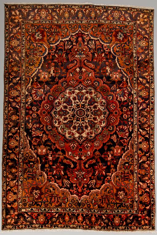 MATTA, Baktiari. 307 x 204 cm.