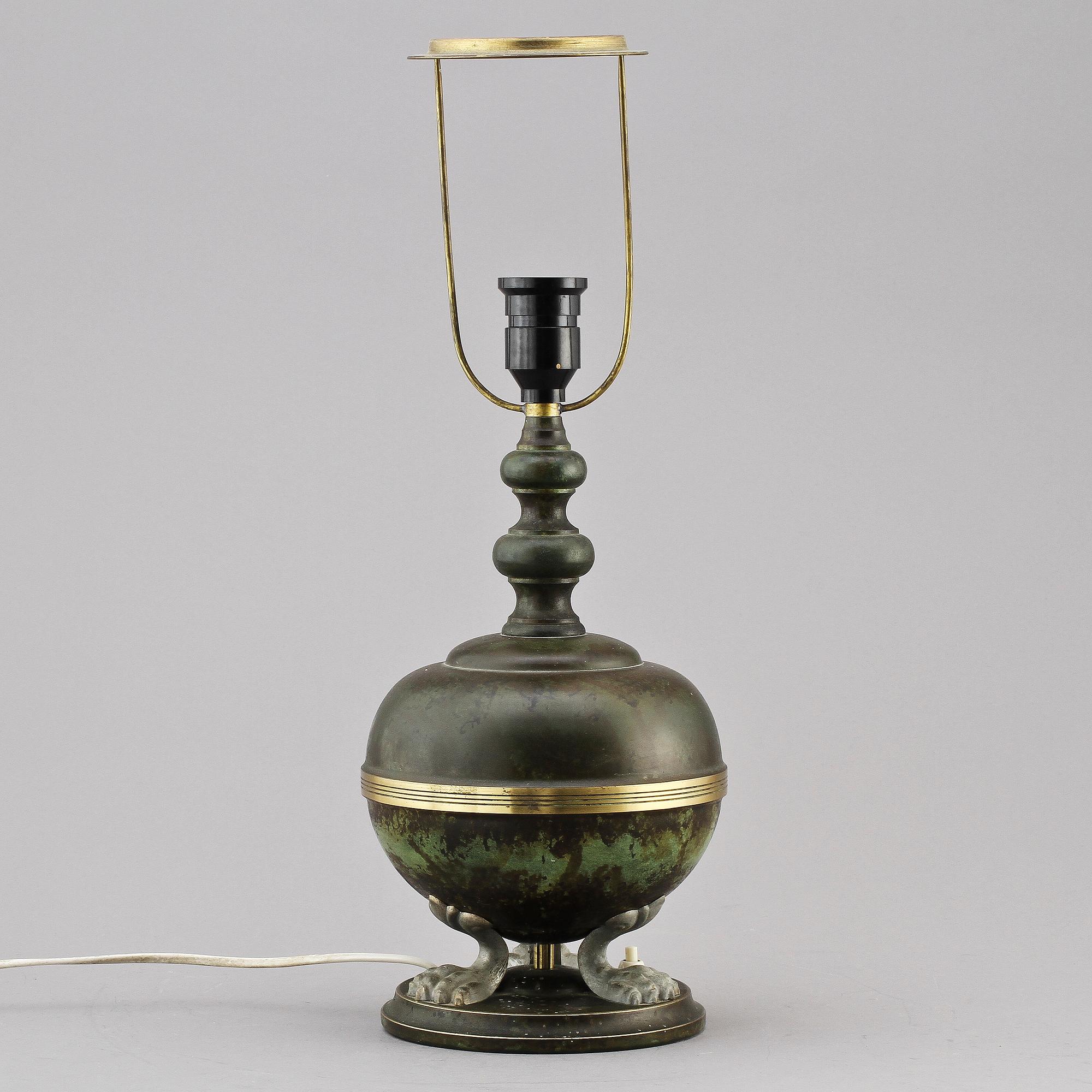 BORDSLAMPA, 1900-talets andra hälft.