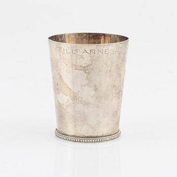 Wiwen Nilsson, bägare, silver, Anders Nilsson, Lund, 1941.
